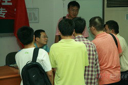 �A���hҊǶ��ʽ��Ӗ���M�v����Ƭ