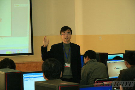 11��3���A���hҊ�����ǆT����ʩǶ��ʽLinux��Ӗ